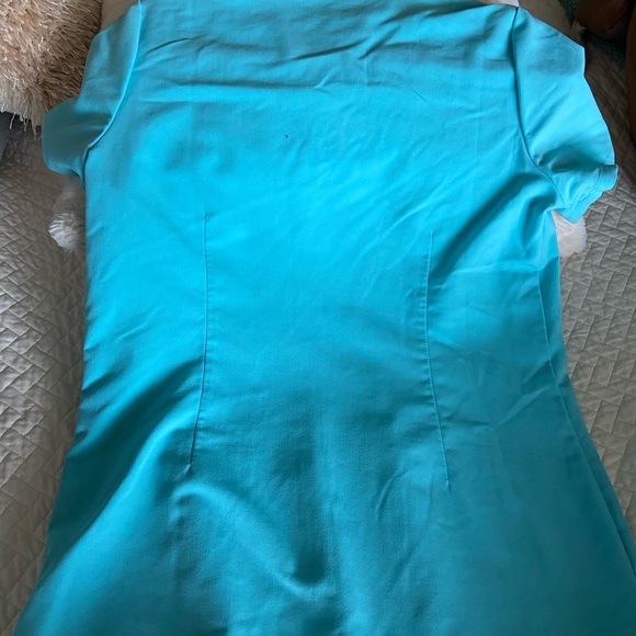 Figs Neón Blue Casma Scrub Top - Picture 3 of 3